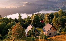 RUBIESZCZA domki z widokiem na jezioro-Bieszczady